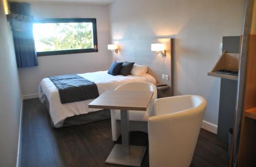 L'Hospitalet-du-Larzac Hotel | The Originals Access, Hôtel Millau Sud