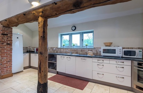 Deepdale Cottage | The Stables - UKC3684