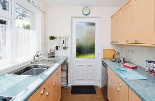 Newport Cottage | The Willows