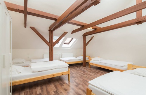 Vysehrad Apartment | Three Bed-Room Superior Apartment - Near City Center - Easy Housing Prague