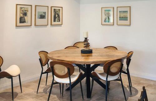 Middleton-on-Sea House | Three Decks