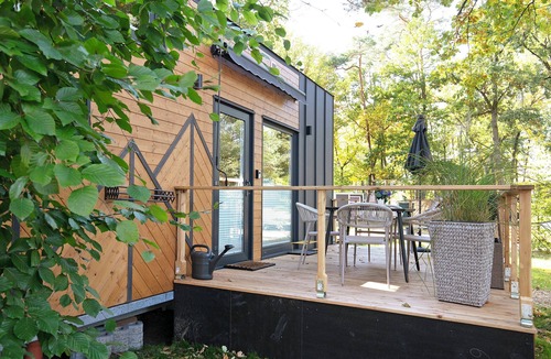 Caputh House | Tiny Home 'Tiny House No. 5' with Private Terrace, Wi-Fi and Air Conditioning