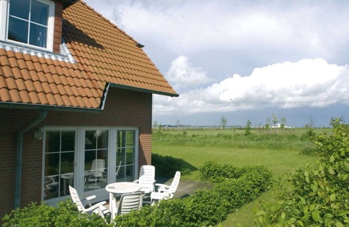 Wulfen House | Top floor apartment by the golf course