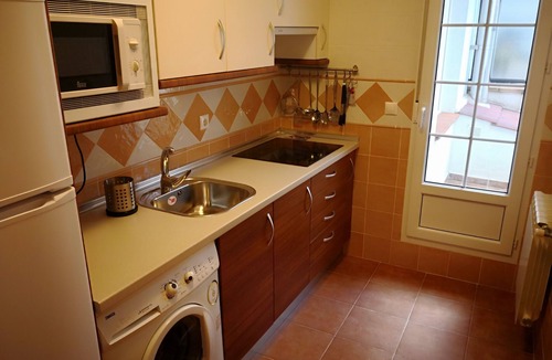 Arenas de San Pedro Condo | Torre de Gredos Apartments