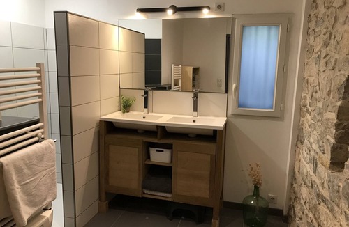 Les 3 Ponts House | Très Grand Mazet Rénové Avec Jacuzzi et Grand Jardin