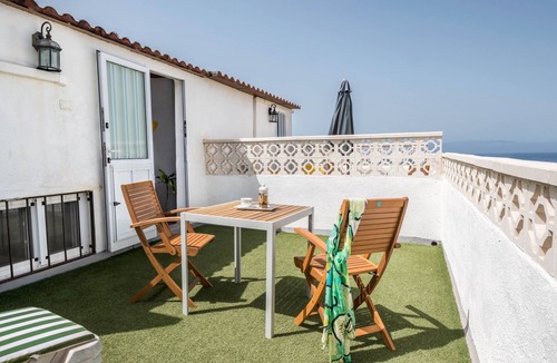 Alcala House | Traditional Holiday Home "Casa Drago" in Alcalá with Sea Access, Terrace and Garden