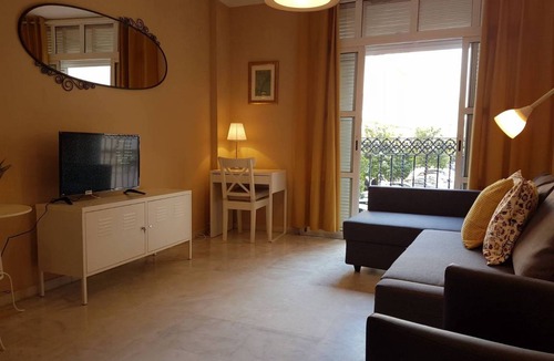 Triana Apartment | Triana Ruiseñor 3 Rooms, A/c, Wifi