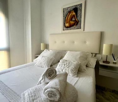Doctor Barraquer-Grupo Renfe-Policlinico Apartment | Tu oasis de lujo junto al Guadalquivir