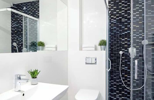 Zizkov Apartment | TurnKey | King George Studio I
