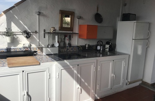 Alhaurin el Grande House | Typical white Andalusian house in the heart of PUEBLO, with swimming pool and jacuzzi