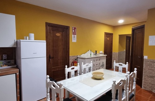 Guadalupe Apartment | Ubicado en el Corazón del Geoparque Villuercas-ibores-jara