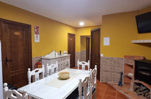 Guadalupe Apartment | Ubicado en el Corazón del Geoparque Villuercas-ibores-jara