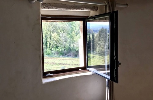Oppede Apartment | Unusual accommodation, Dovecote in the Luberon with Jacuzzi