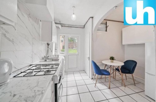 Streatham Apartment | Unwind @ Accommodation Solution Apartment 2