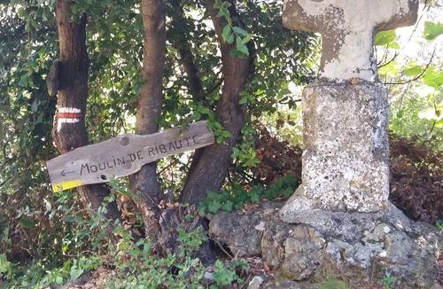 Duilhac-sous-Peyrepertuse House | Vacation home with swimming pool Gite Etape Cathare