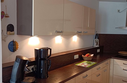 Bad Salzuflen Apartment | Vacation apartment Casa Armin - apartment/flat, shower and bath, WC, 2 bedrooms