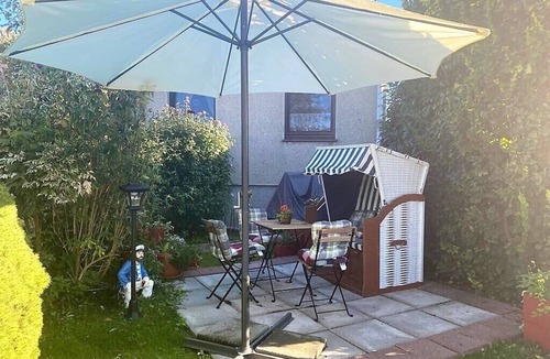 Grevesmuehlen Apartment | Vacation apartment for 2 people - suburban location - near the Baltic Sea