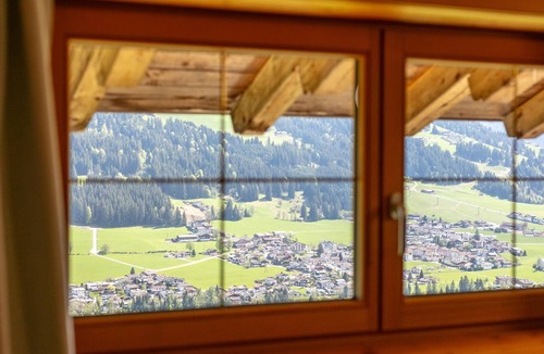 Moosen Apartment | Vacation apartment with a wide view & garden
