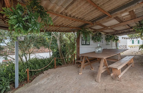 Tacoronte House | Vacation Home 'Mamposo' with Sea View, Shared Terrace and Private Garden