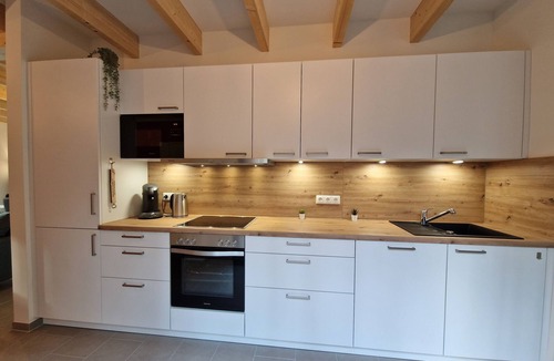 Region Hannover District House | Vacation home "Waldhaus Tiedtke" with large garden, outdoor pool and barrel sauna