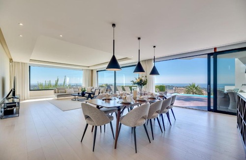 New Golden Mile Villa | VACATION MARBELLA I Villa Paraiso The View, Infinity Heated Pool, Sea View, 24-7 security, Golf Courses
