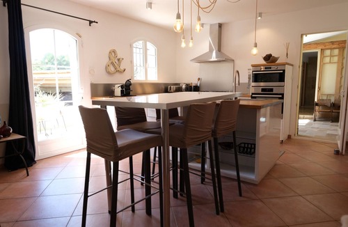 Puget Villa | Vacation rental house with pool PUGET LS2-442