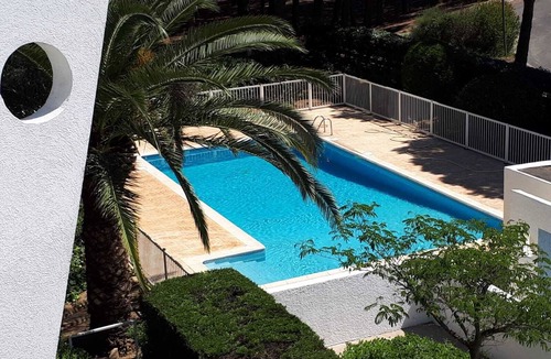 La Grande-Motte Apartment | Very nice studio - all comforts - private parking - pool access