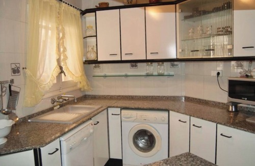 Vilafortuny Villa | Villa 30 m from Cambrils Beach with Sea Views, Wi-Fi, Terraces and Garden