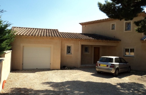 Chateauneuf-de-Gadagne House | Villa + absolute calm swimming pool in Châteauneuf de Gadagne Vaucluse