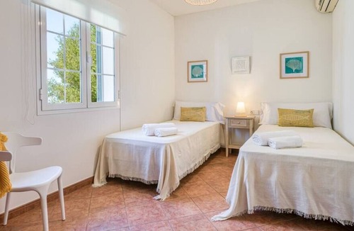 Coves Noves Villa | Villa Arenal ❤ private pool, free A/C