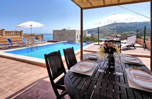 Cala Mesquida Villa | Villa Camomila with Sea View, Wi-Fi & Pool