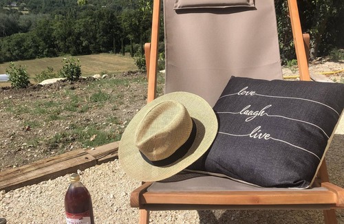 Dieulefit Villa | Villa in Dieulefit in Drome Provençale with views of nature and mountains
