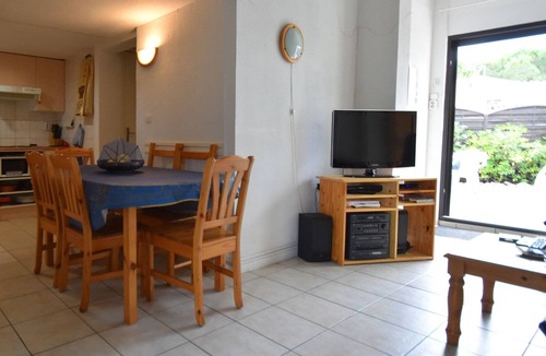 Saint-Cyprien Plage Villa | Villa in Saint-Cyprien with Sea View