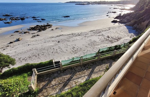 Quintans Villa | Villa in Sanxenxo on the beachfront, Barreiros