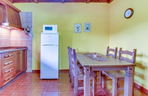 Arafo Villa | Villa Morera with Mountain View, Pool, Fast Wi-Fi, Garden & Terrace; Parking Available