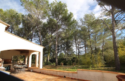 Teyran Villa | Villa on 2700m² of pine forest located atop a Mediterranean village