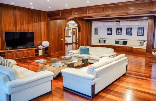 Puerto Calero Villa | Villa Palmeras with Wi-Fi, Balcony, Garden, Terrace, Pool, Sauna