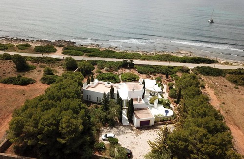 L'Estanyol Villa | Villa 'Son Reynes' with Sea View, Private Pool and Wi-Fi