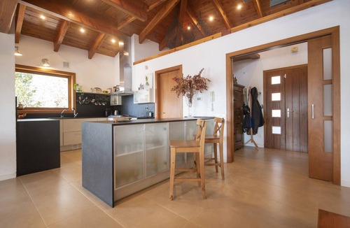 Torrelles de Llobregat Villa | Villa Torrelles: Pool and views 20min to Barcelona