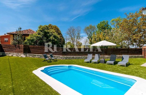 La Portilla House | Villa Valdés-An idyllic place, near the coast.