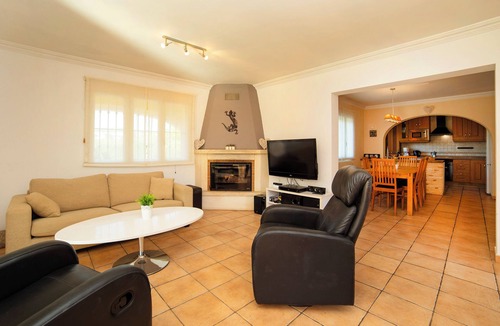 Casas de Torrat Villa | Villa 'Verano' with Private Pool, Wi-Fi and Air Conditioning