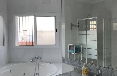 Urbanizacion Ladera del Mar Villa | Villa with heated pool and a fantastic view