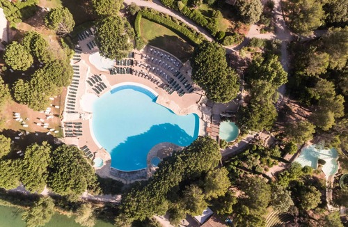 Pont Royal Apartment | Village Pont Royal in Provence - maeva Home - 2-Room Apartment 7 People Selection