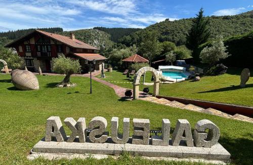 Dima Villa | Vivienda turistica jardín con encanto y piscina