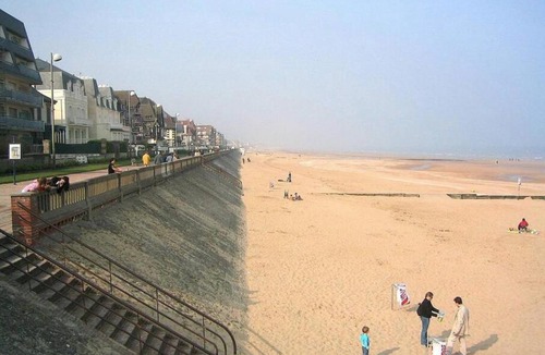 Cabourg Apartment | Warm Apt Between The Centre And The Seafront