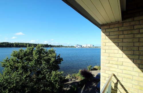 Steinwarder Apartment | Well maintained and spacious app.