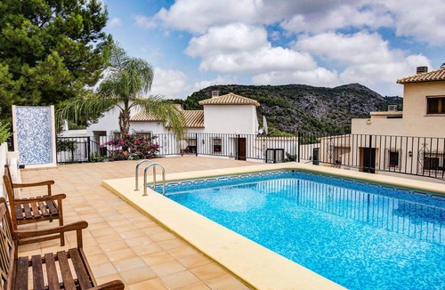 Adsubia House | Wonderful private villa for 3 people with A/C, WIFI, pool, TV, terrace and parking