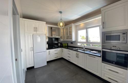 Chimenea Villa | Wonderful Villa Burriana Beach