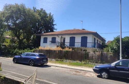 Merignac Apartment | Zen Room/Little Italy/Ocean
