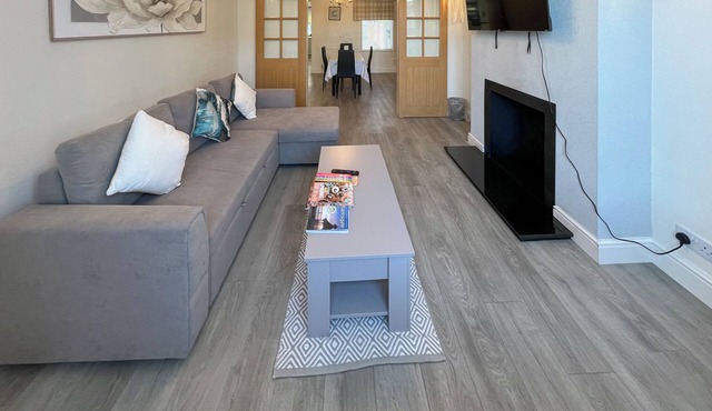 2 bedroom accommodation in Ramsgate